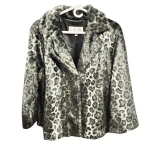 ADORE Faux Leopard Fur Jacket Beautiful Soft Hidden Front Closure Sz L Beautiful
